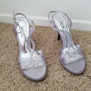 The Touch of Nina silver sandal heel